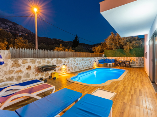  gece  -  Kasım
  | Kalkan Ulugöl'de Isıtmalı Kapalı Havuzlu Romantik Villa Tatili